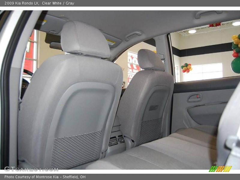 Clear White / Gray 2009 Kia Rondo LX