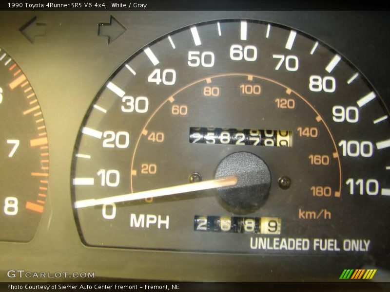 White / Gray 1990 Toyota 4Runner SR5 V6 4x4