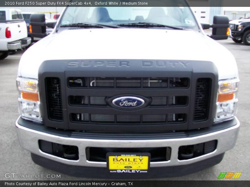 Oxford White / Medium Stone 2010 Ford F250 Super Duty FX4 SuperCab 4x4