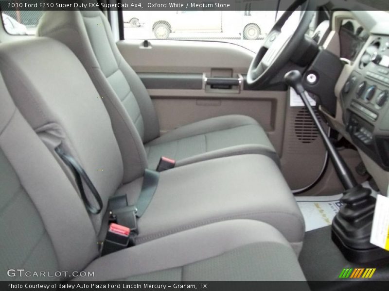 Oxford White / Medium Stone 2010 Ford F250 Super Duty FX4 SuperCab 4x4