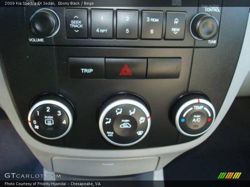 Ebony Black / Beige 2009 Kia Spectra EX Sedan
