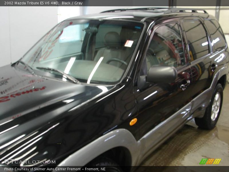 Black / Gray 2002 Mazda Tribute ES V6 4WD