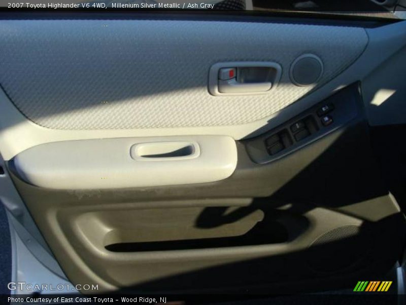 Millenium Silver Metallic / Ash Gray 2007 Toyota Highlander V6 4WD