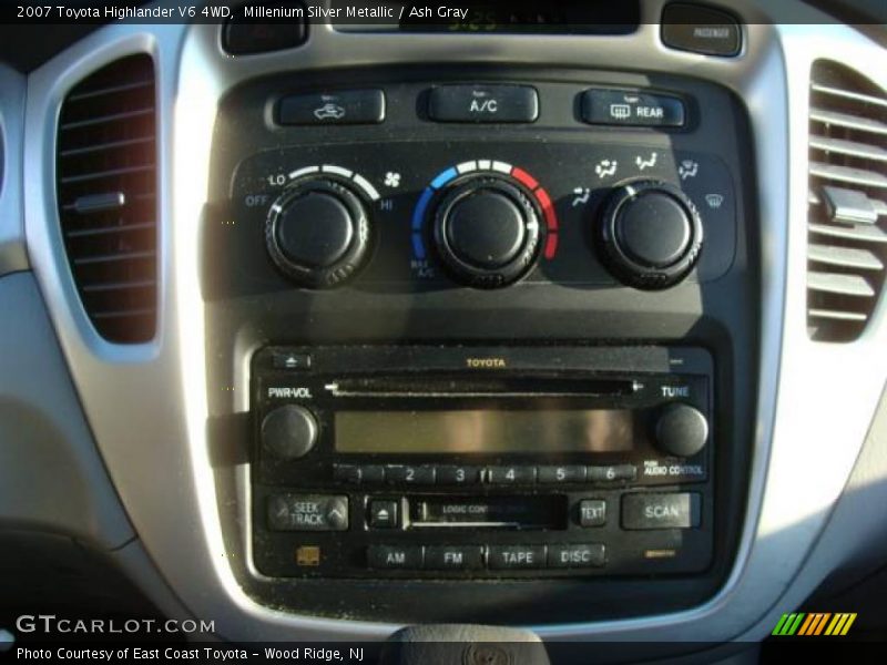 Millenium Silver Metallic / Ash Gray 2007 Toyota Highlander V6 4WD