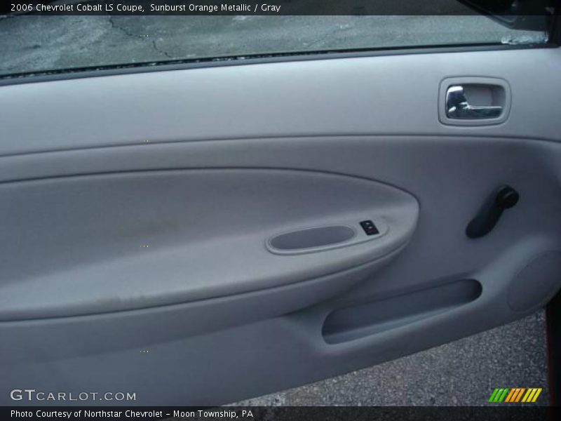 Sunburst Orange Metallic / Gray 2006 Chevrolet Cobalt LS Coupe