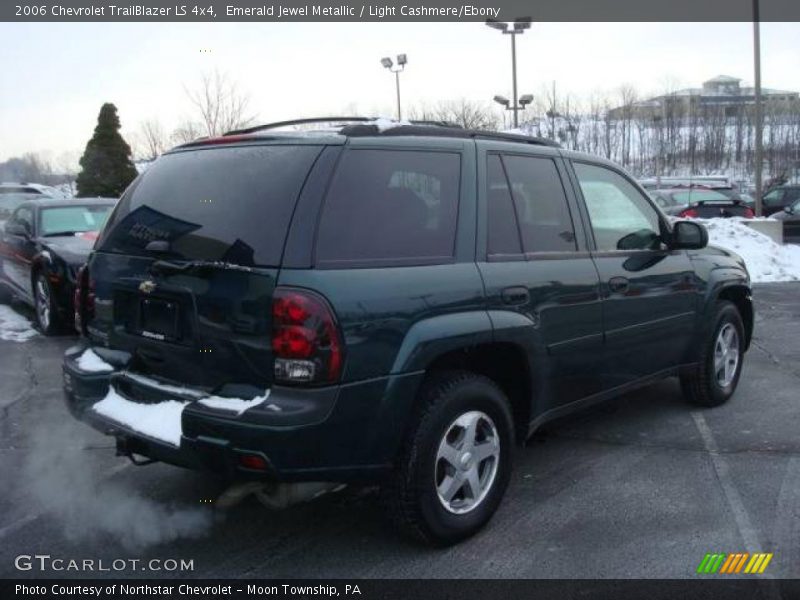 Emerald Jewel Metallic / Light Cashmere/Ebony 2006 Chevrolet TrailBlazer LS 4x4