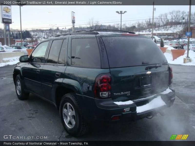 Emerald Jewel Metallic / Light Cashmere/Ebony 2006 Chevrolet TrailBlazer LS 4x4
