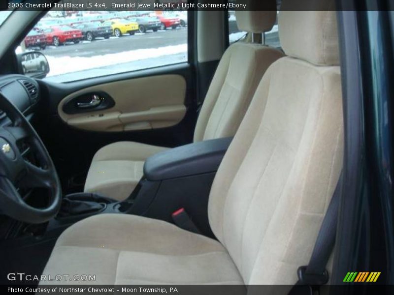 Emerald Jewel Metallic / Light Cashmere/Ebony 2006 Chevrolet TrailBlazer LS 4x4