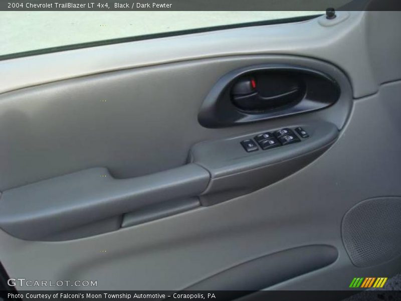 Black / Dark Pewter 2004 Chevrolet TrailBlazer LT 4x4