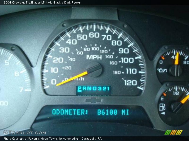 Black / Dark Pewter 2004 Chevrolet TrailBlazer LT 4x4