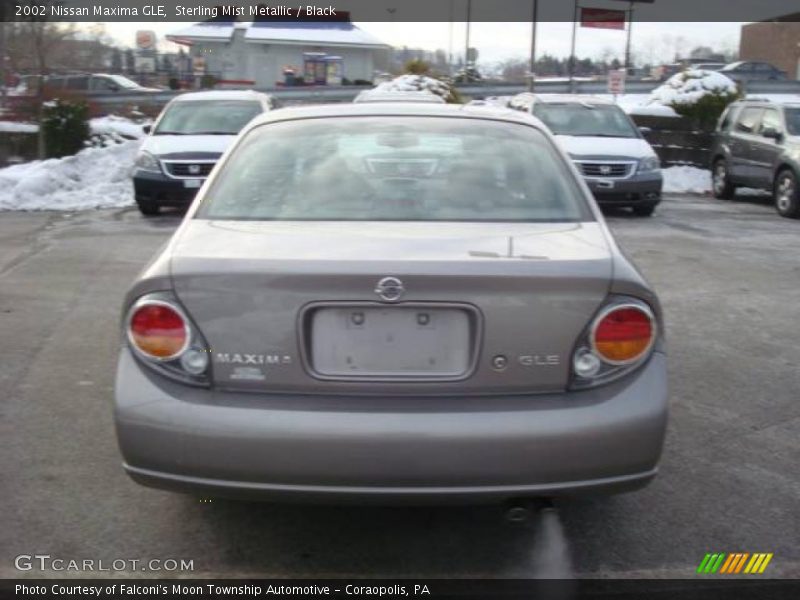 Sterling Mist Metallic / Black 2002 Nissan Maxima GLE