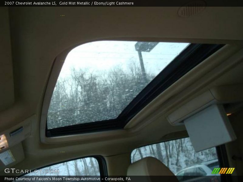 Gold Mist Metallic / Ebony/Light Cashmere 2007 Chevrolet Avalanche LS