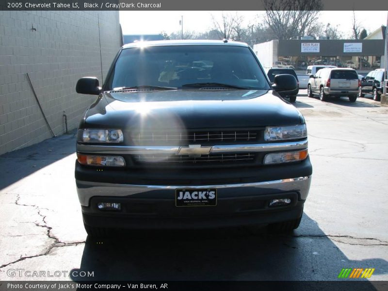 Black / Gray/Dark Charcoal 2005 Chevrolet Tahoe LS