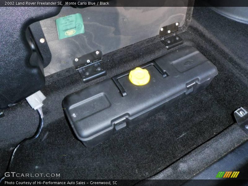 Monte Carlo Blue / Black 2002 Land Rover Freelander SE