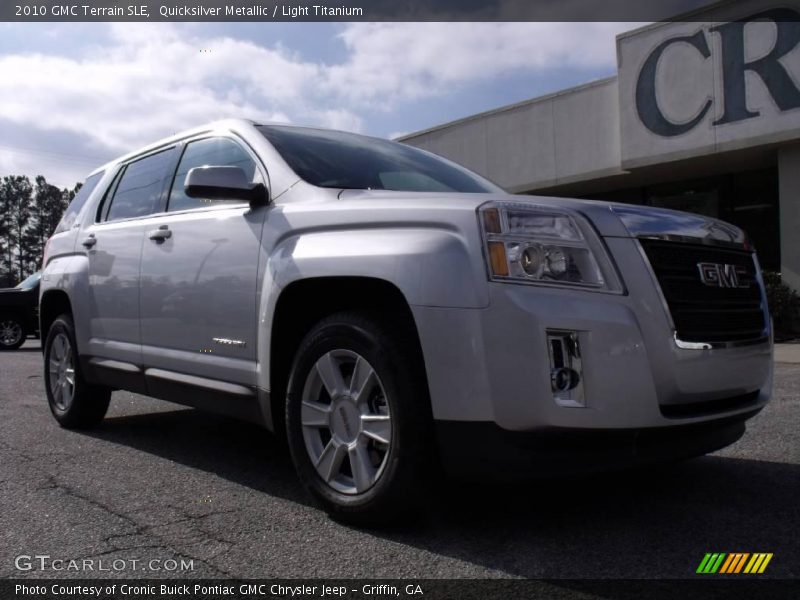 Quicksilver Metallic / Light Titanium 2010 GMC Terrain SLE