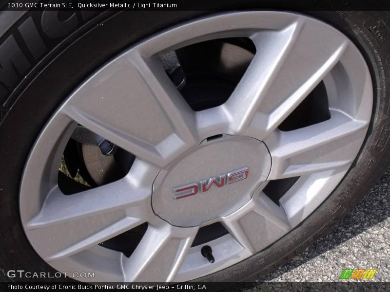 Quicksilver Metallic / Light Titanium 2010 GMC Terrain SLE