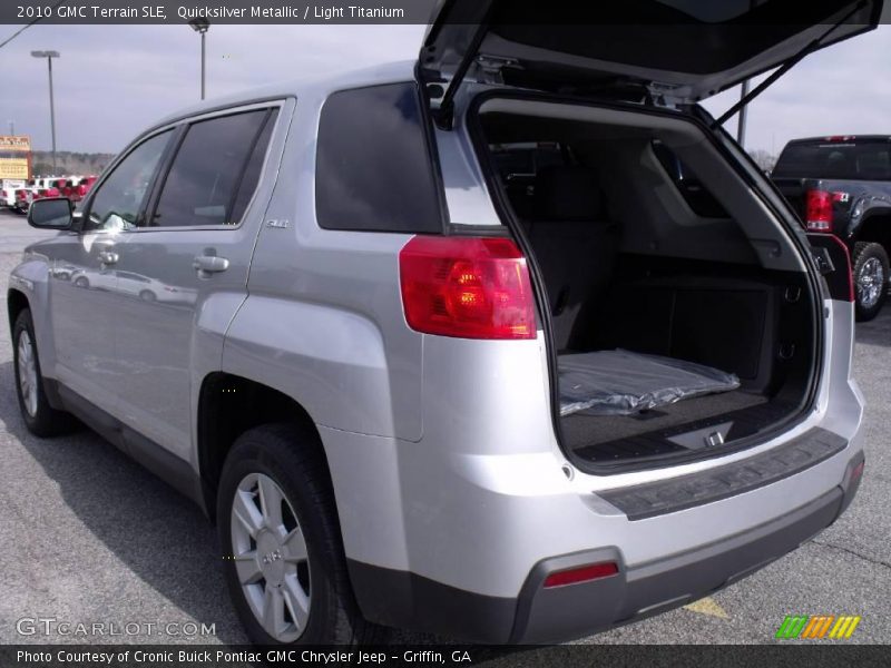 Quicksilver Metallic / Light Titanium 2010 GMC Terrain SLE