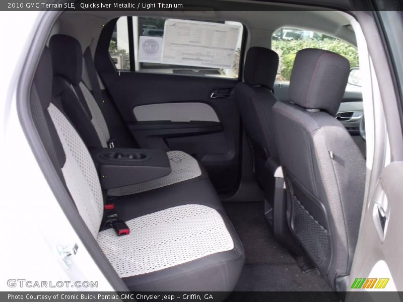 Quicksilver Metallic / Light Titanium 2010 GMC Terrain SLE