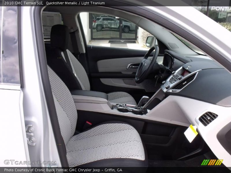 Quicksilver Metallic / Light Titanium 2010 GMC Terrain SLE