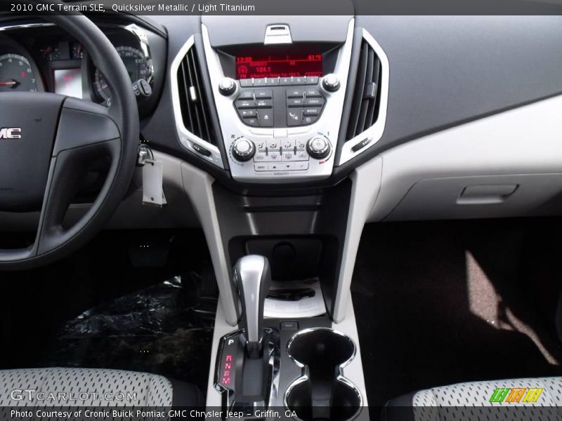 Quicksilver Metallic / Light Titanium 2010 GMC Terrain SLE