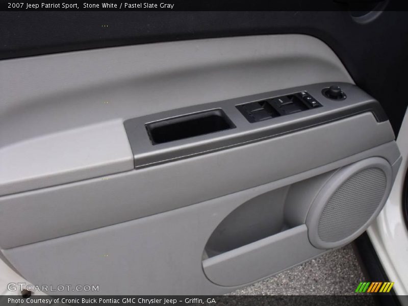 Stone White / Pastel Slate Gray 2007 Jeep Patriot Sport