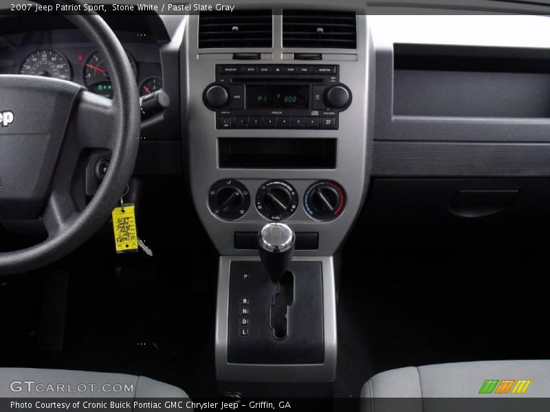 Stone White / Pastel Slate Gray 2007 Jeep Patriot Sport