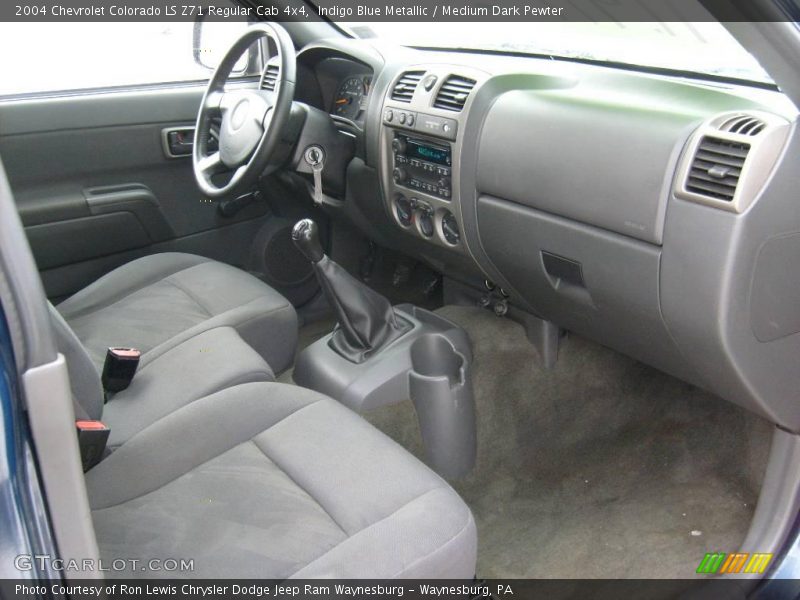 Indigo Blue Metallic / Medium Dark Pewter 2004 Chevrolet Colorado LS Z71 Regular Cab 4x4