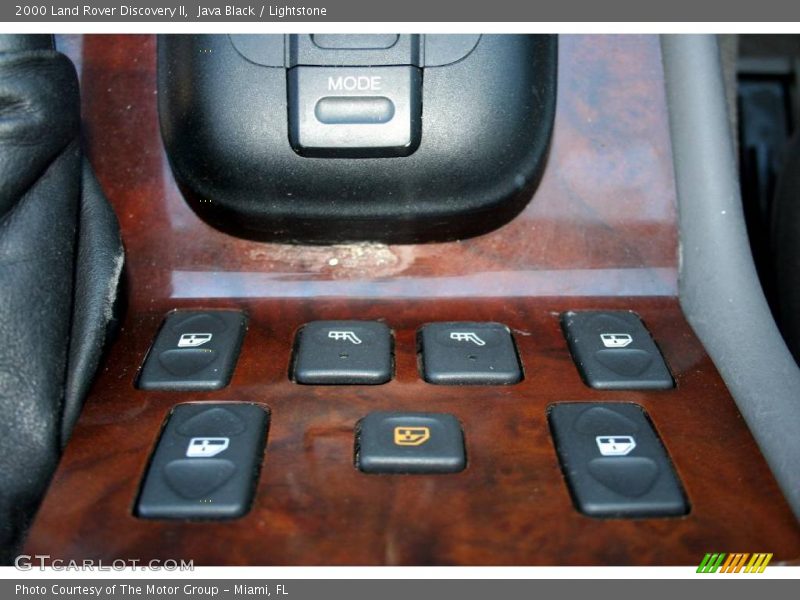 Java Black / Lightstone 2000 Land Rover Discovery II