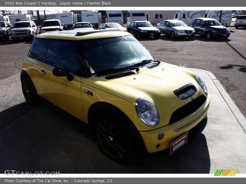 Liquid Yellow / Panther Black 2003 Mini Cooper S Hardtop