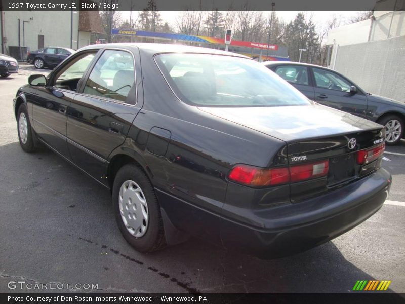 Black / Beige 1997 Toyota Camry LE