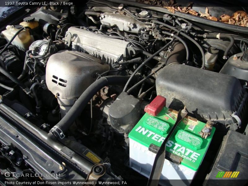 Black / Beige 1997 Toyota Camry LE