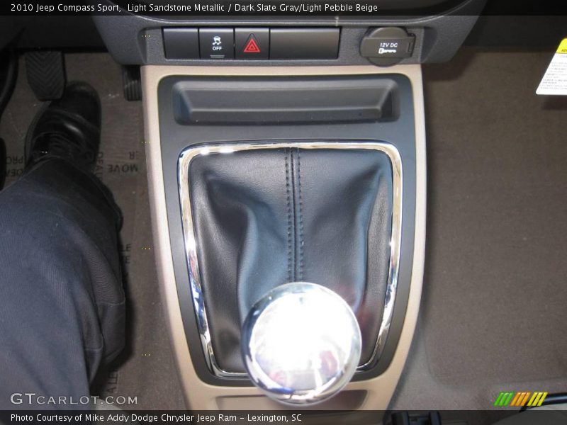 Light Sandstone Metallic / Dark Slate Gray/Light Pebble Beige 2010 Jeep Compass Sport