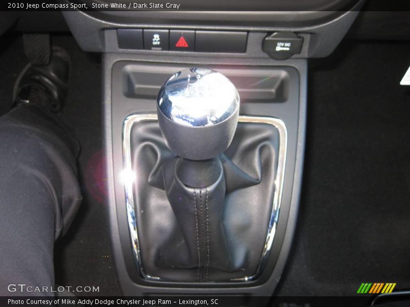 Stone White / Dark Slate Gray 2010 Jeep Compass Sport