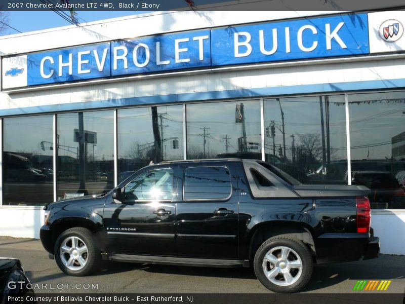 Black / Ebony 2007 Chevrolet Avalanche LTZ 4WD