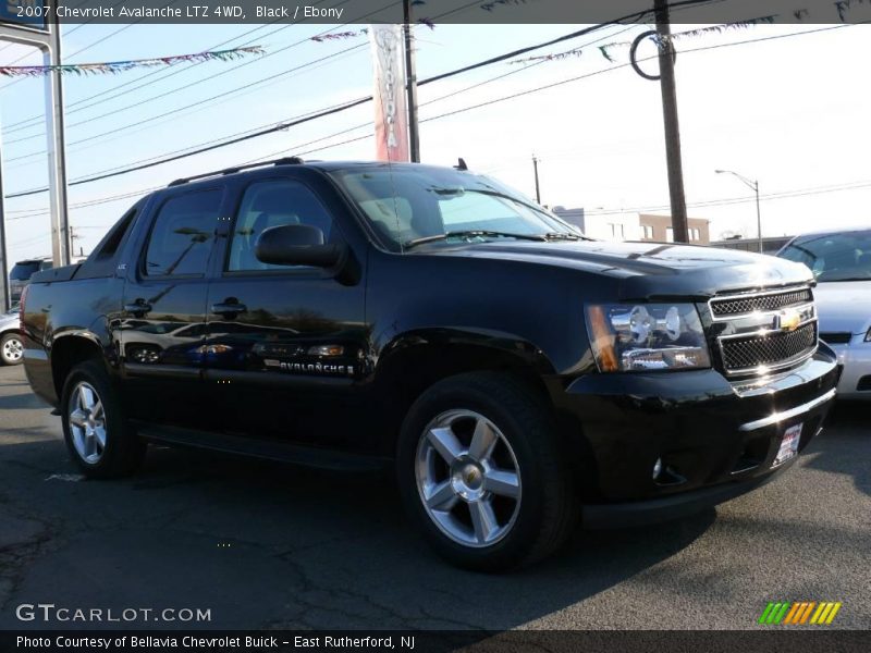 Black / Ebony 2007 Chevrolet Avalanche LTZ 4WD