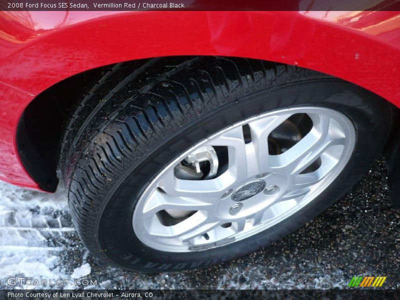 Vermillion Red / Charcoal Black 2008 Ford Focus SES Sedan