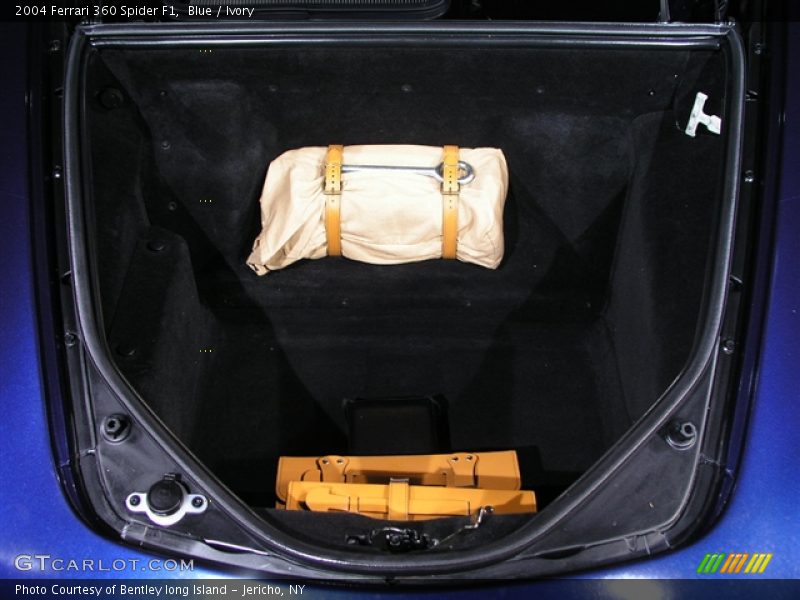 2004 360 Spider F1 Trunk
