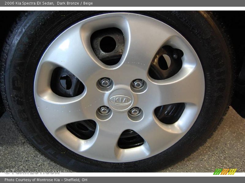 Dark Bronze / Beige 2006 Kia Spectra EX Sedan