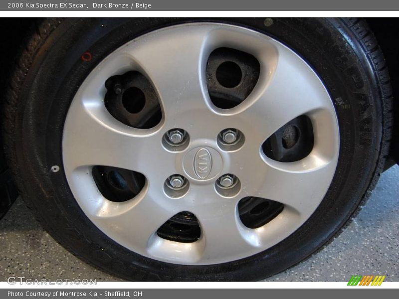 Dark Bronze / Beige 2006 Kia Spectra EX Sedan
