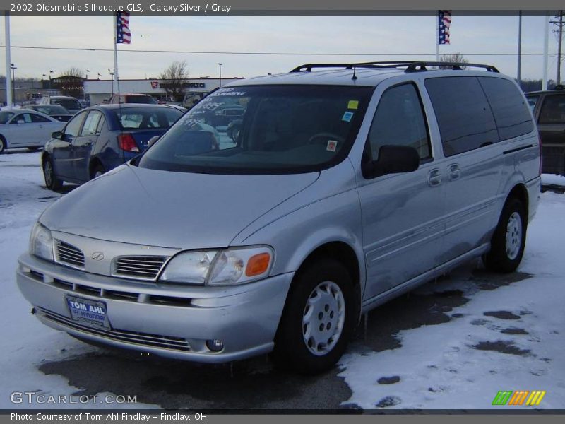 Galaxy Silver / Gray 2002 Oldsmobile Silhouette GLS