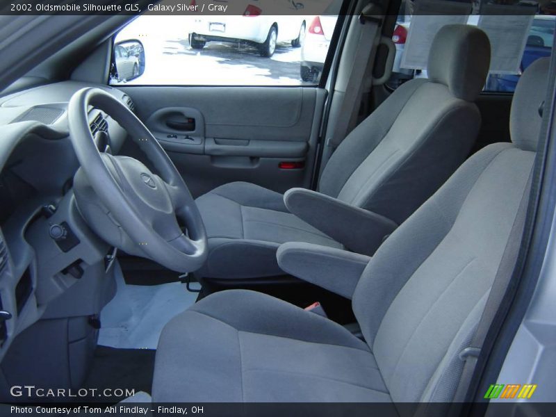Galaxy Silver / Gray 2002 Oldsmobile Silhouette GLS