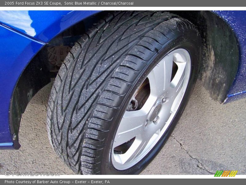 Sonic Blue Metallic / Charcoal/Charcoal 2005 Ford Focus ZX3 SE Coupe