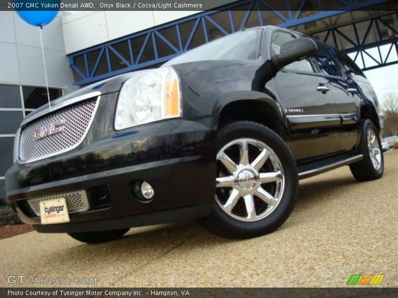 Onyx Black / Cocoa/Light Cashmere 2007 GMC Yukon Denali AWD