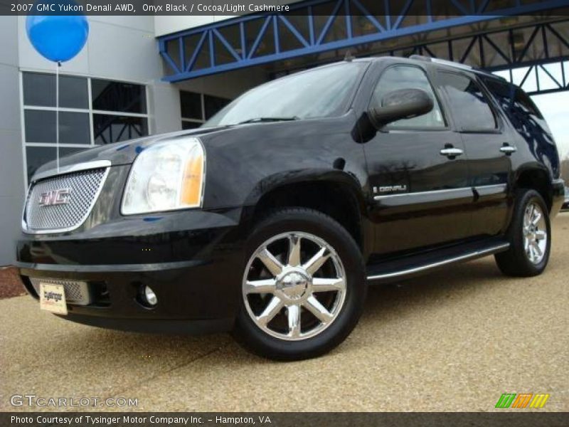 Onyx Black / Cocoa/Light Cashmere 2007 GMC Yukon Denali AWD