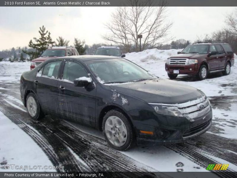 Atlantis Green Metallic / Charcoal Black 2010 Ford Fusion SE