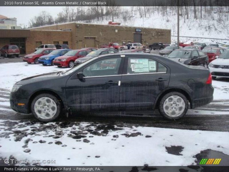 Atlantis Green Metallic / Charcoal Black 2010 Ford Fusion SE