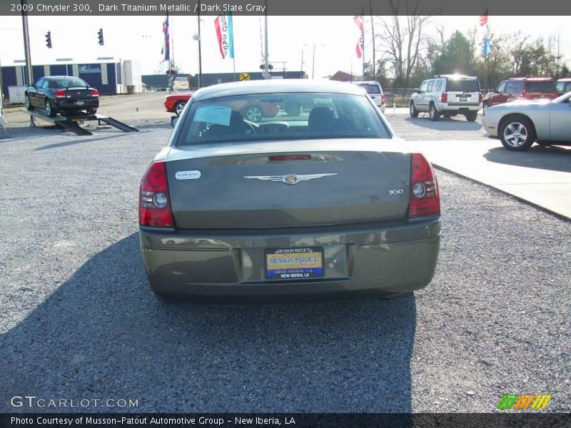Dark Titanium Metallic / Dark Slate Gray 2009 Chrysler 300