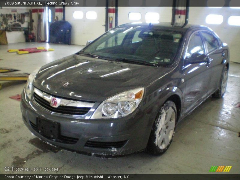 Techno Gray / Gray 2009 Saturn Aura XE