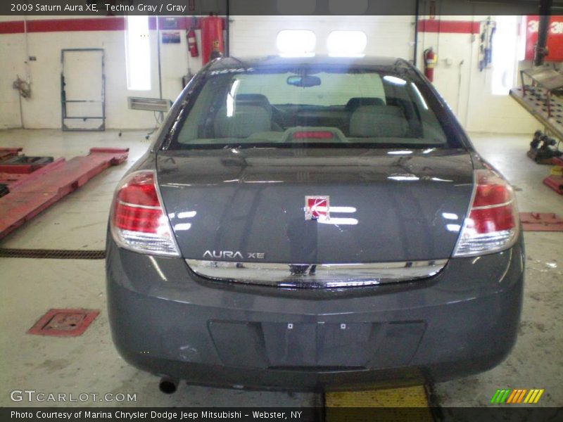 Techno Gray / Gray 2009 Saturn Aura XE