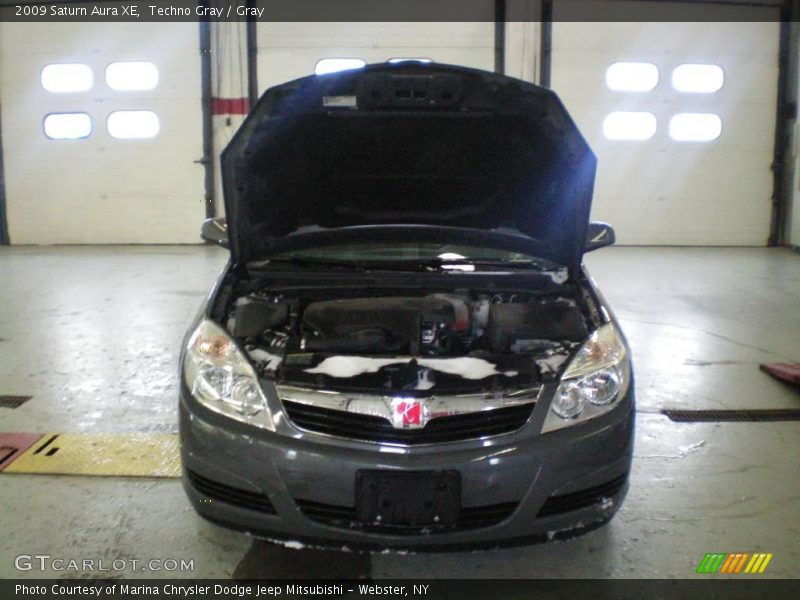 Techno Gray / Gray 2009 Saturn Aura XE